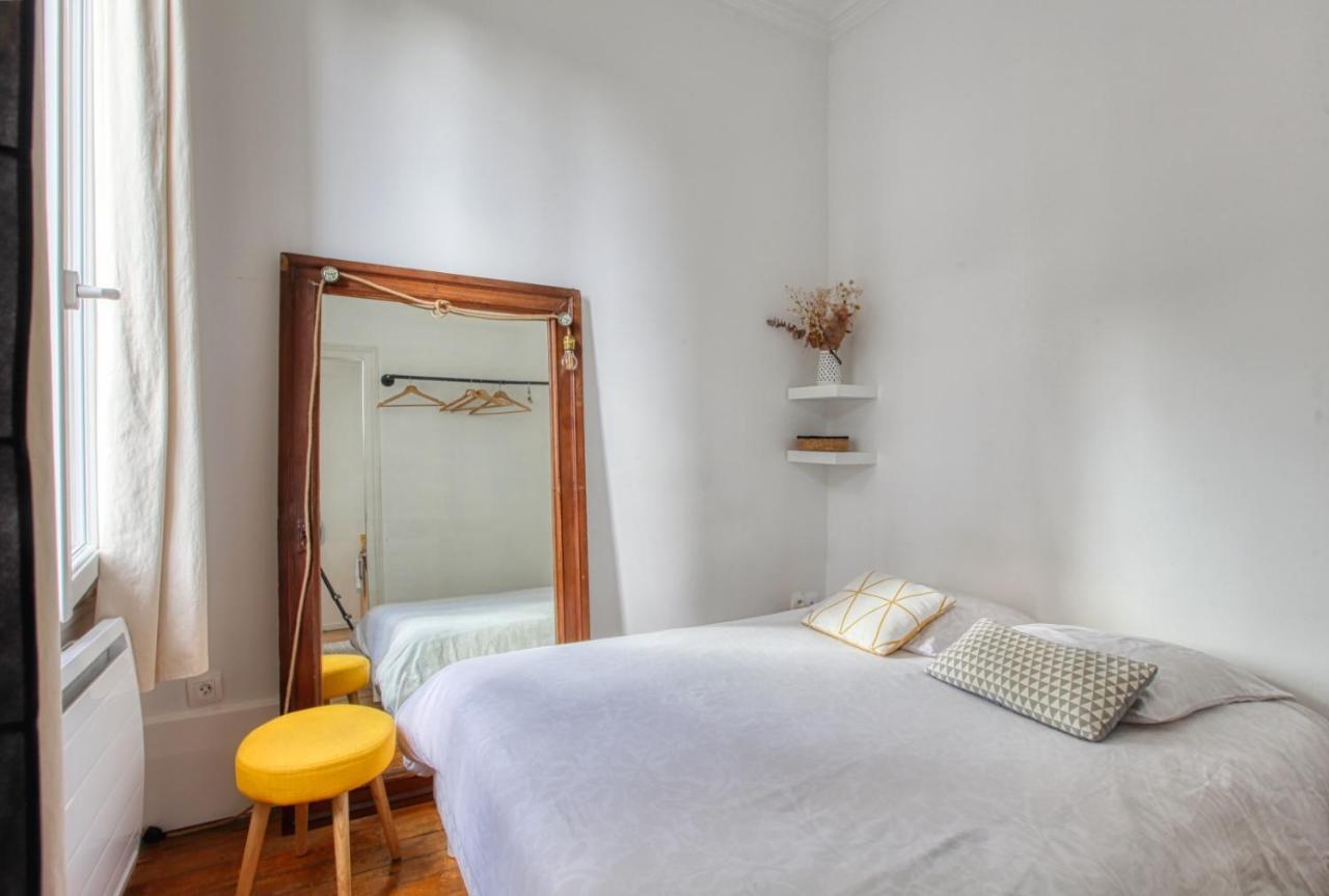 F1 Au Pied De La Cathedrale Apartment โบเวส์ ภายนอก รูปภาพ